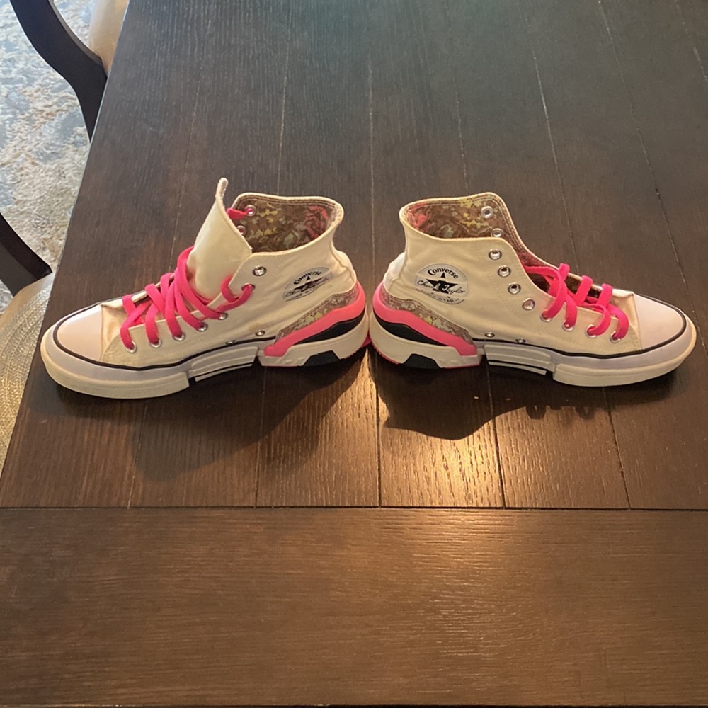 Beautiful converse - Picture 6 of 6